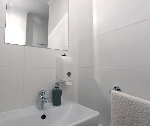 Secret Life 아파트 시베니크