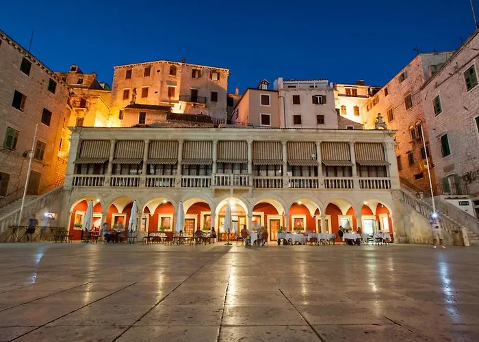 Secret Life 시베니크